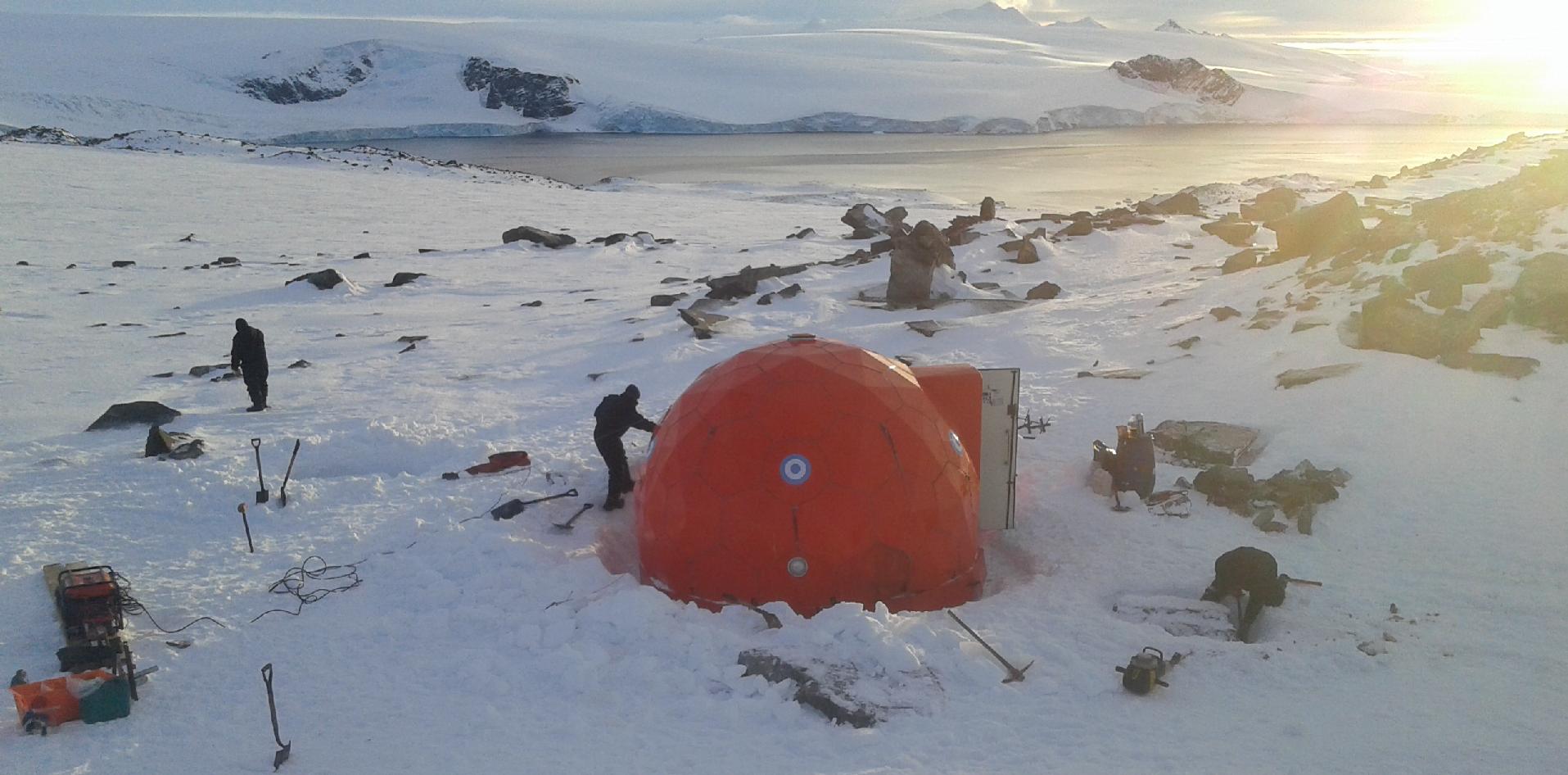 domo refugio Antártida INTI argentina clima
